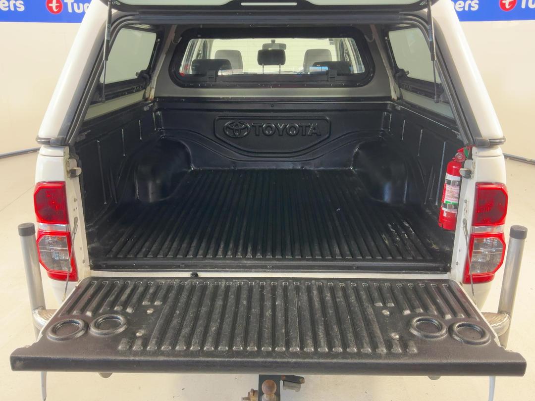 Photo '14' of Toyota Hilux