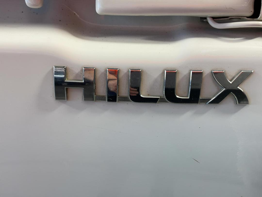 Photo '30' of Toyota Hilux