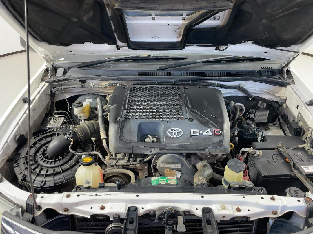 Photo '13' of Toyota Hilux