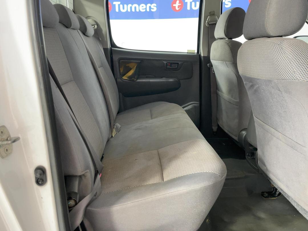 Photo '20' of Toyota Hilux