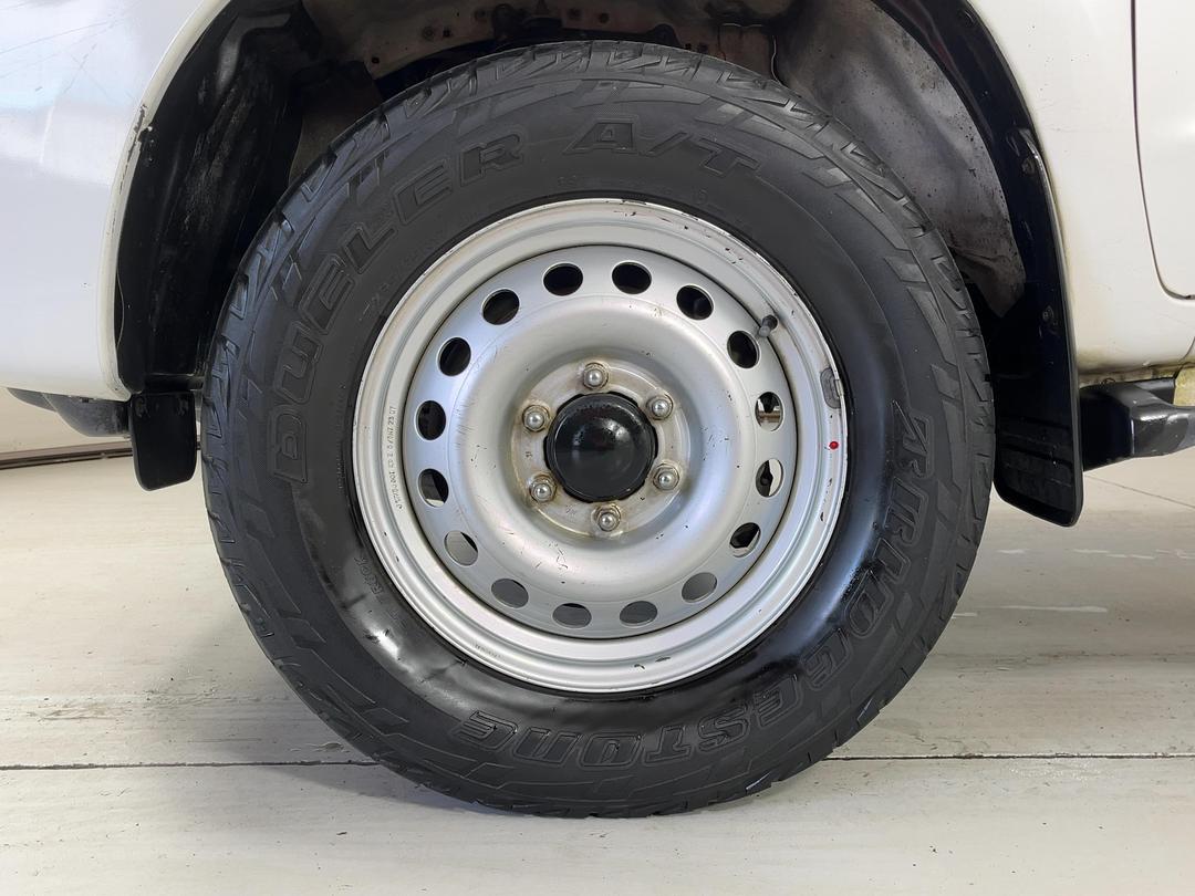 Photo '10' of Toyota Hilux