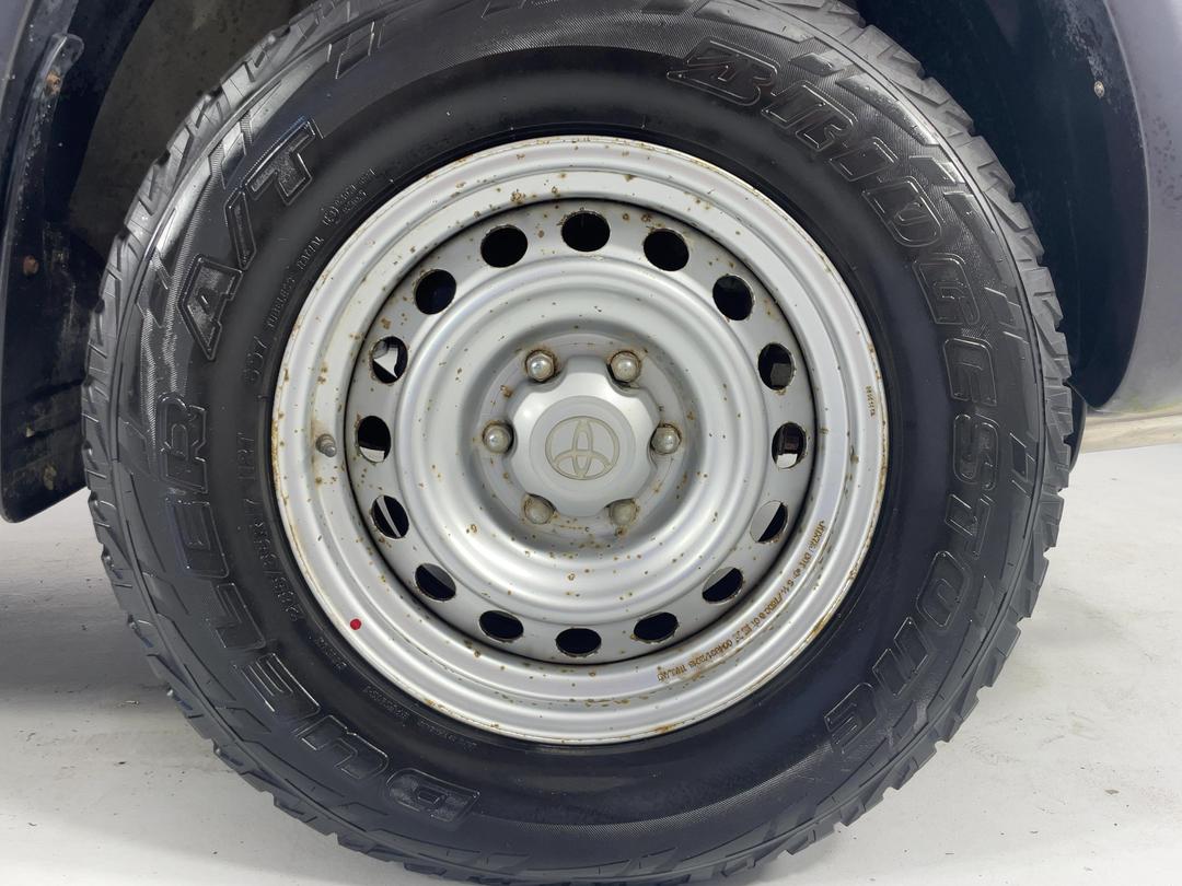 Photo '9' of Toyota Hilux