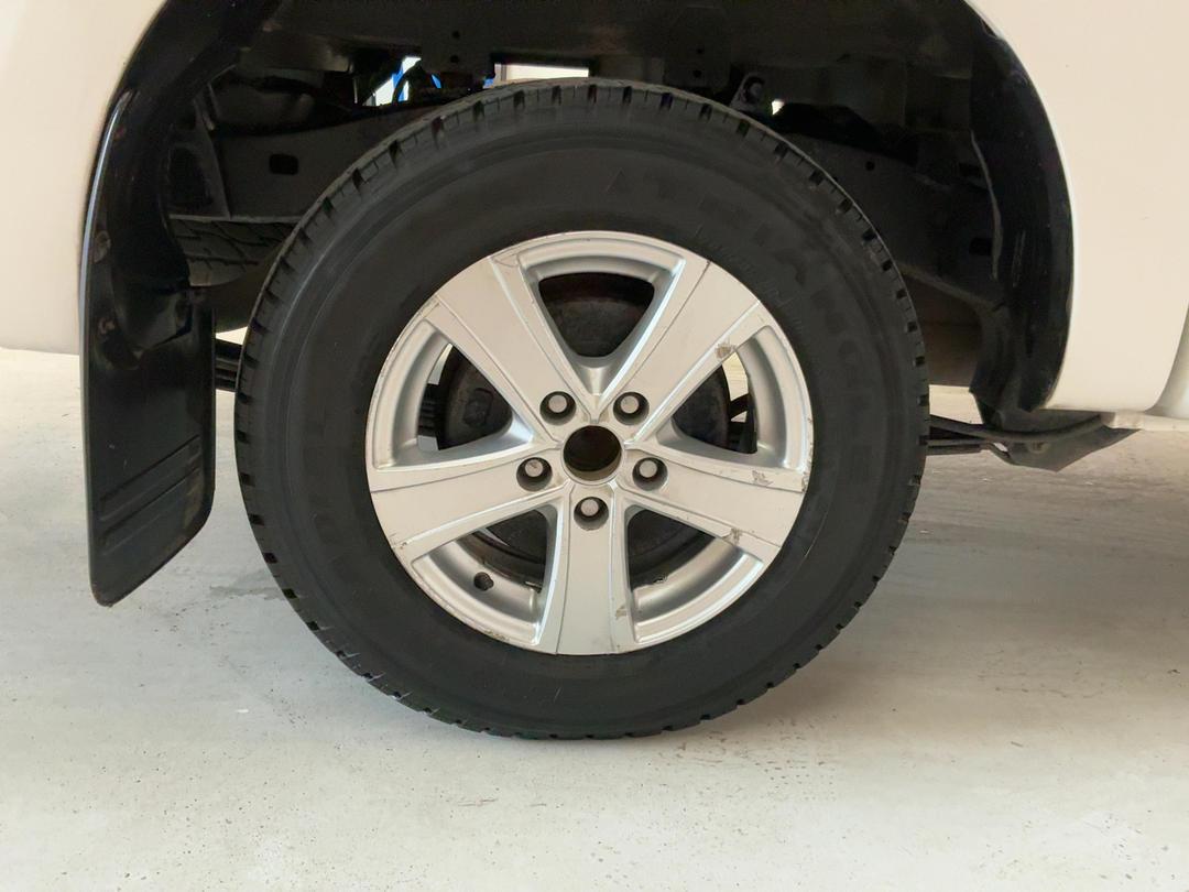 Photo '12' of Toyota Hilux