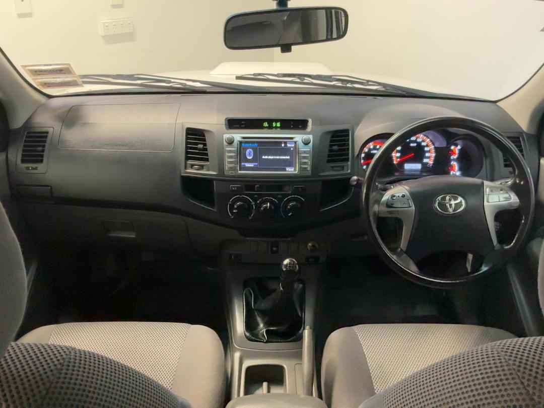 Photo '17' of Toyota Hilux