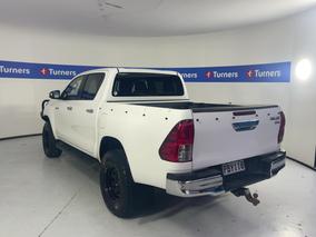 Photo '5' of Toyota Hilux