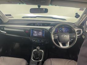 Photo '17' of Toyota Hilux