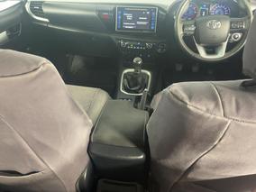 Photo '18' of Toyota Hilux