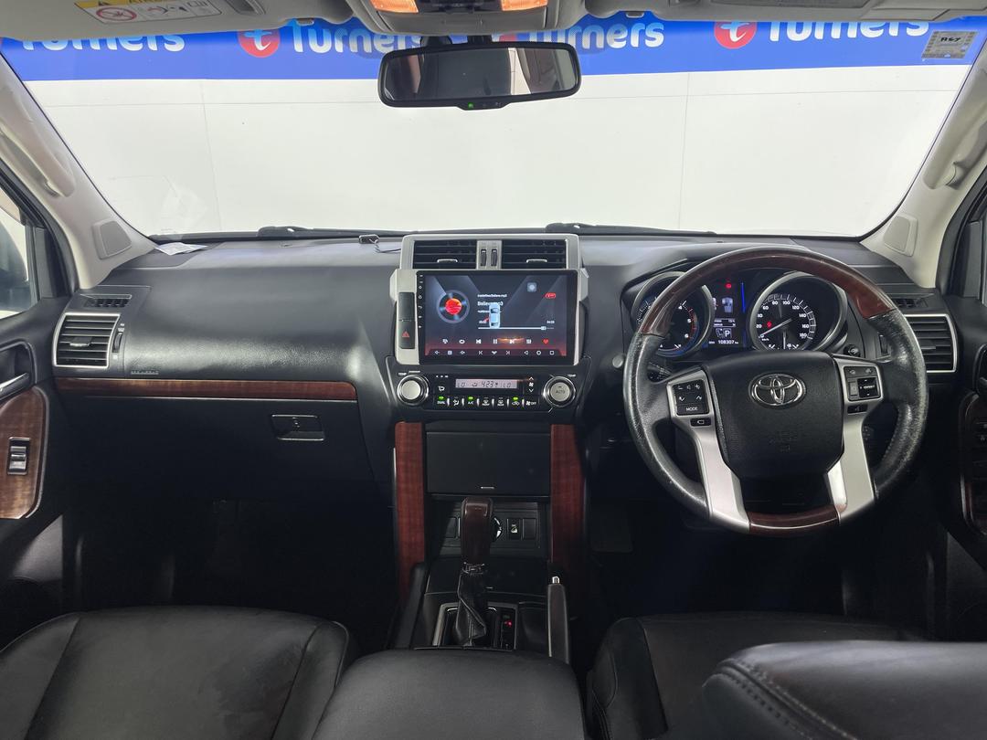 Photo '17' of Toyota Landcruiser Prado