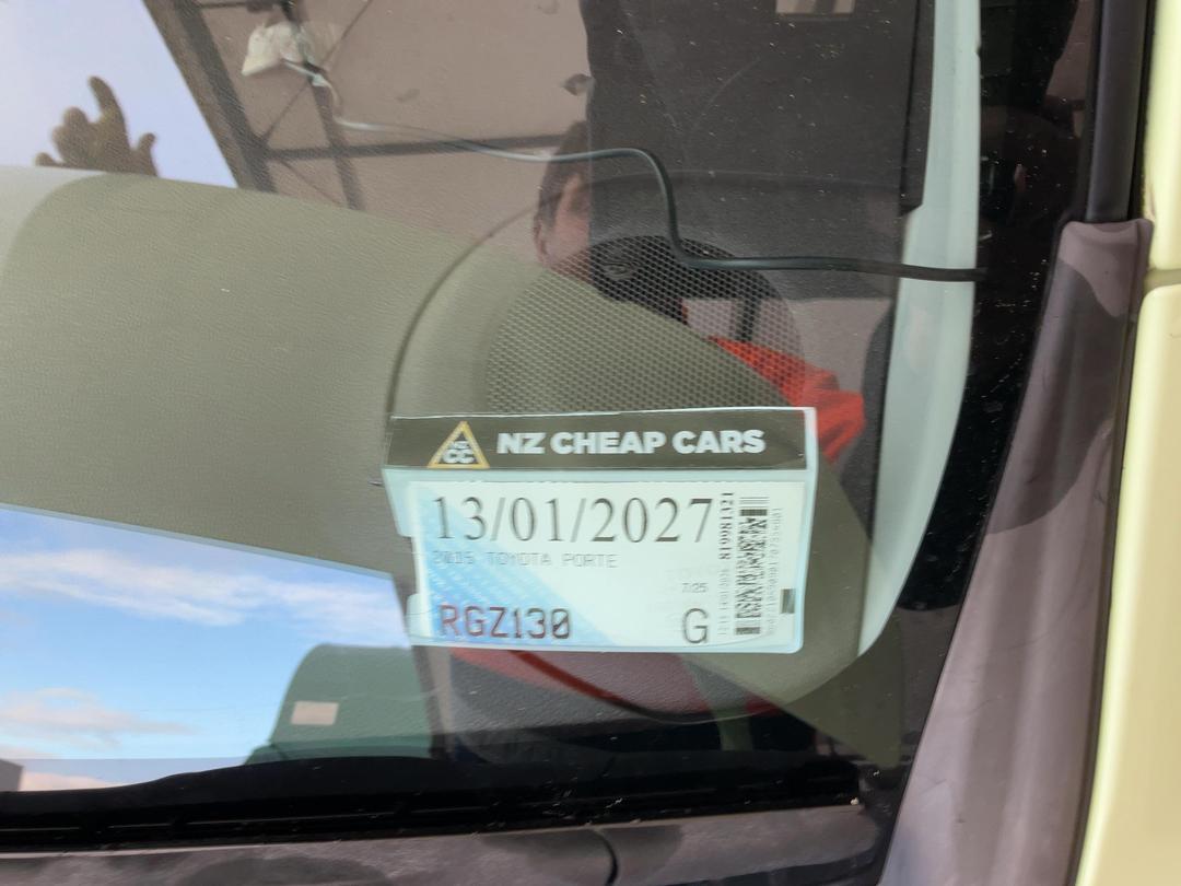 Photo '24' of Toyota Porte