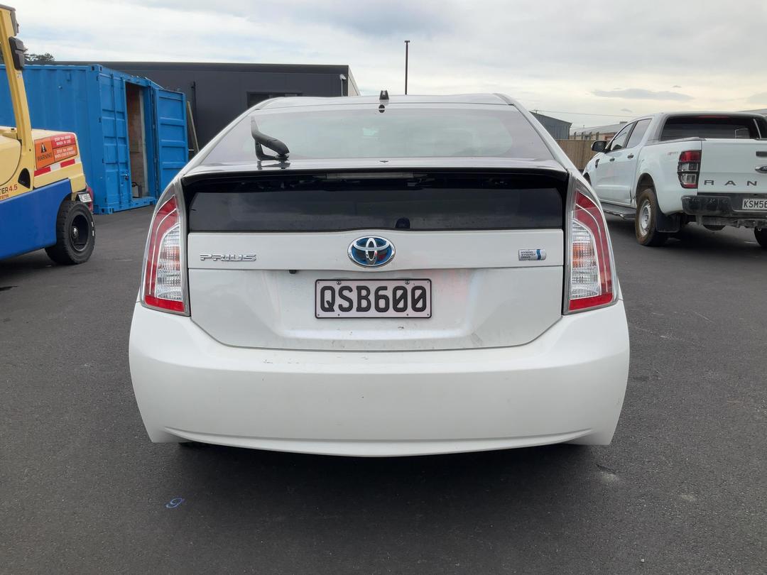 Photo '3' of Toyota Prius