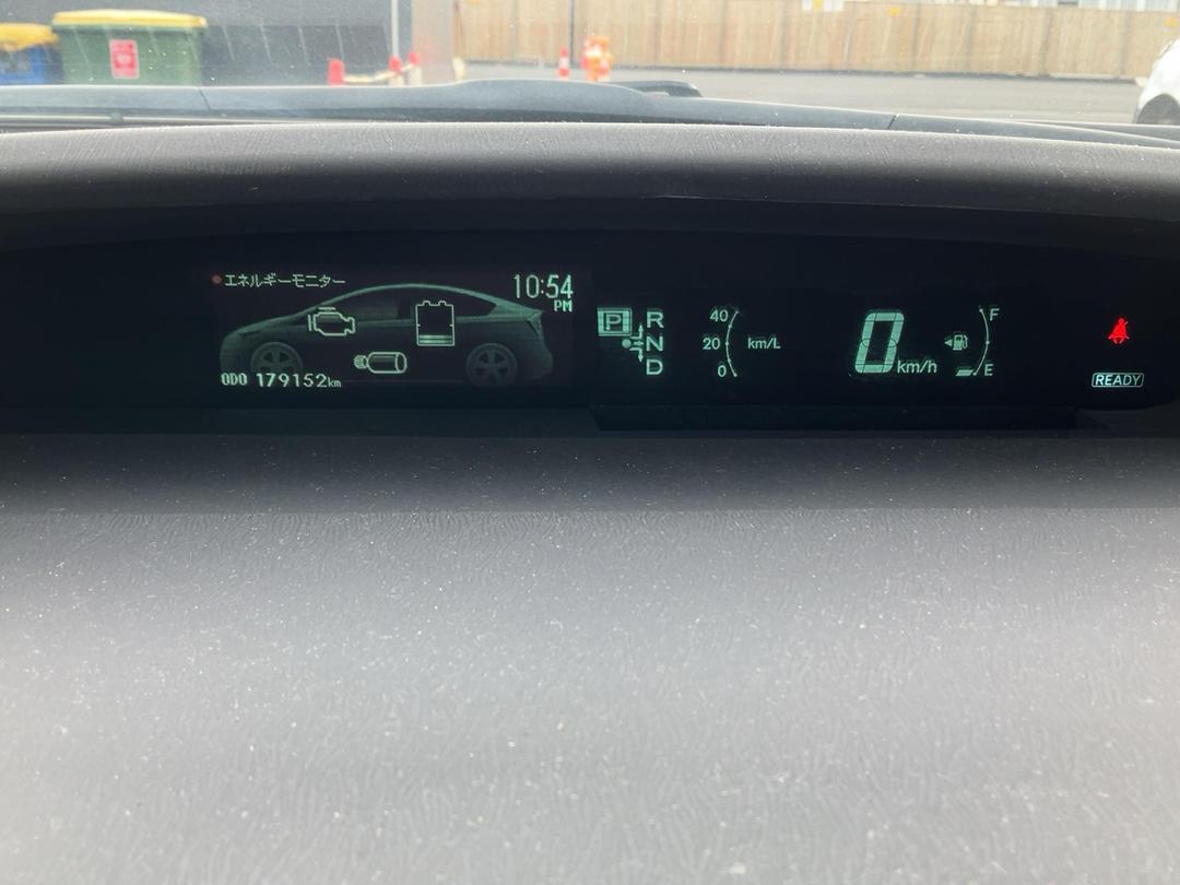 Photo '9' of Toyota Prius