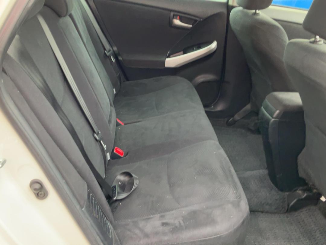 Photo '12' of Toyota Prius