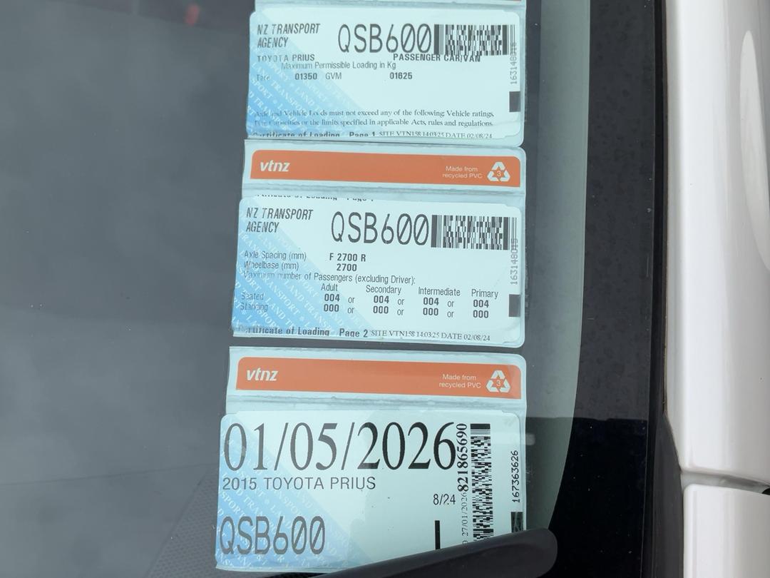 Photo '15' of Toyota Prius