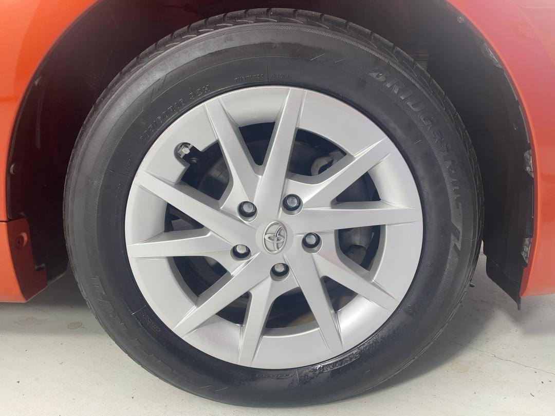 Photo '9' of Toyota Prius