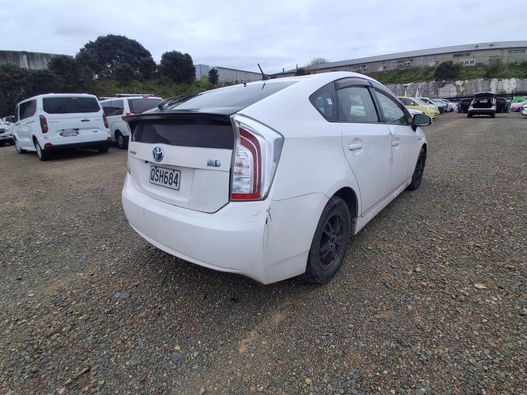 Photo '5' of Toyota Prius Photo '5' of Toyota Prius