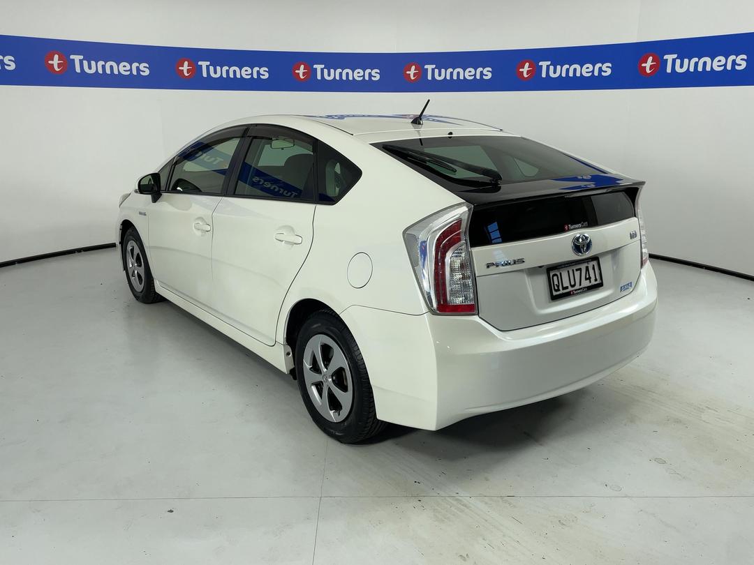 Photo '5' of Toyota Prius