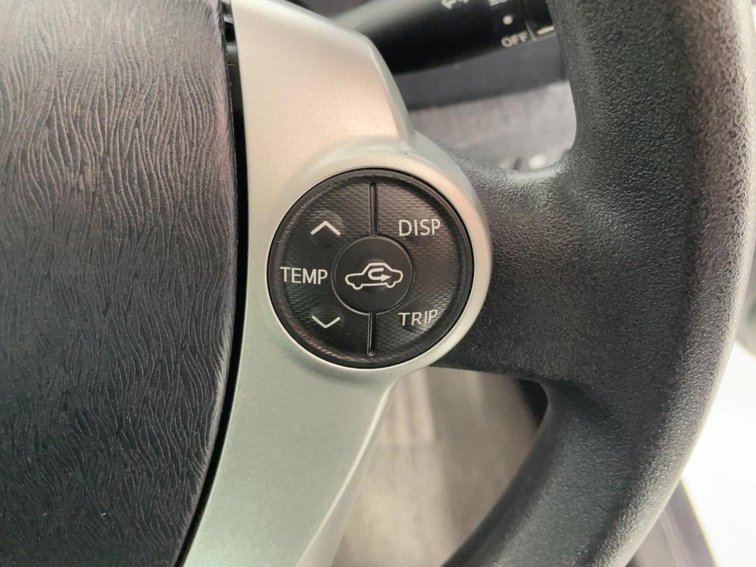 Photo '25' of Toyota Prius