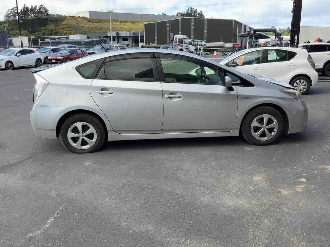 Photo '9' of Toyota Prius Photo '9' of Toyota Prius