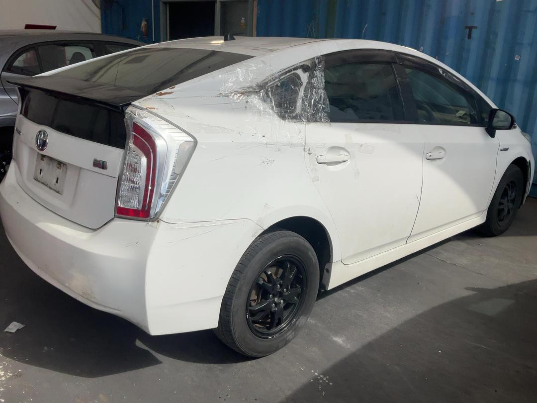 Photo '6' of Toyota Prius