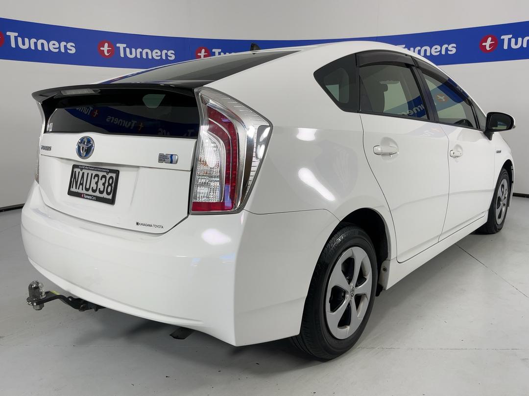 Photo '7' of Toyota Prius