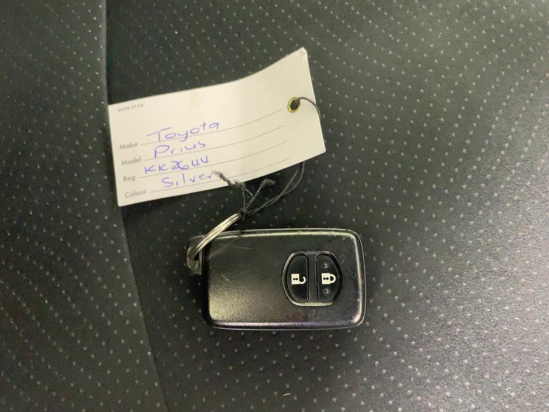 Photo '22' of Toyota Prius