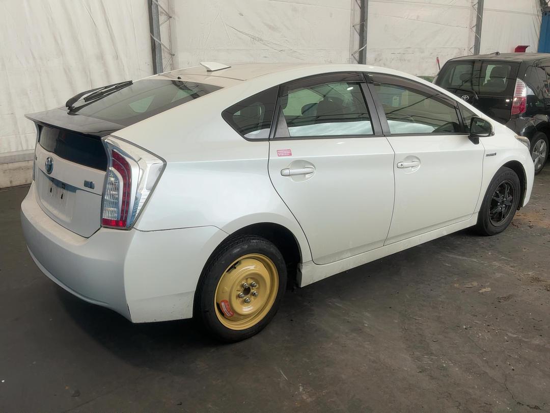 Photo '10' of Toyota Prius Photo '10' of Toyota Prius