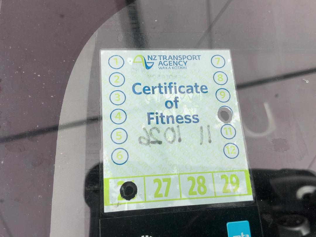 Photo '18' of Toyota Prius Photo '18' of Toyota Prius