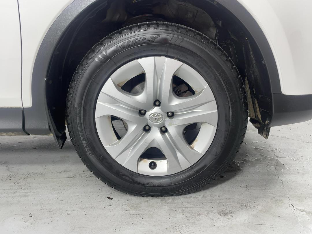 Photo '9' of Toyota Rav4