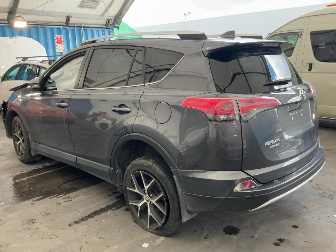 Photo '4' of Toyota Rav4 LTD SUV Photo '4' of Toyota Rav4 LTD SUV