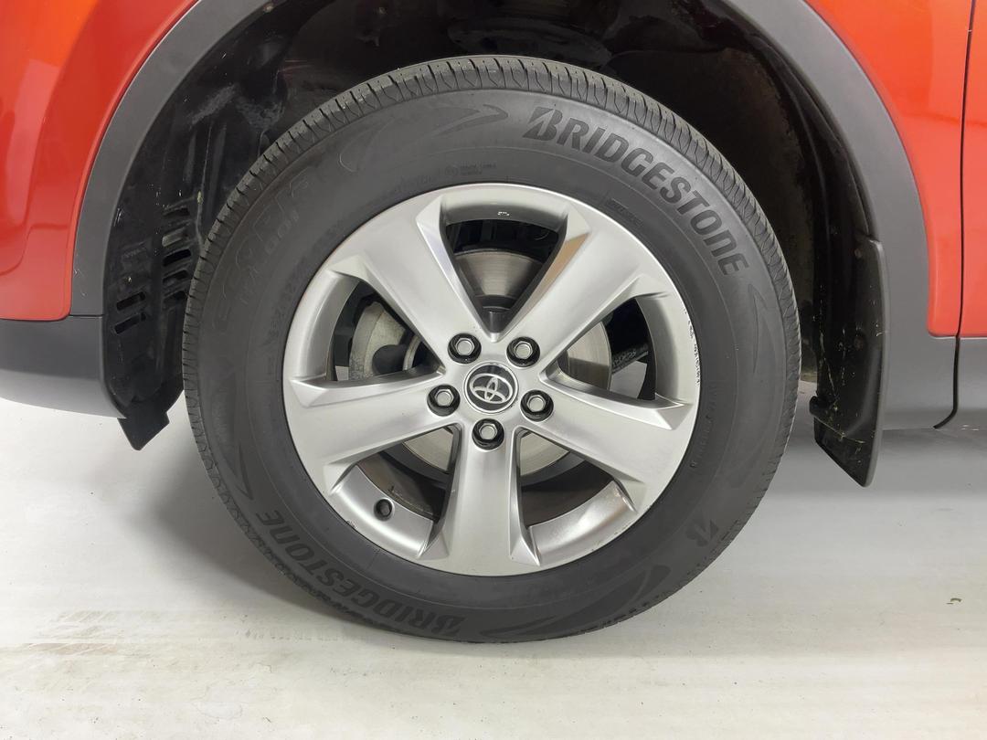 Photo '10' of Toyota Rav4