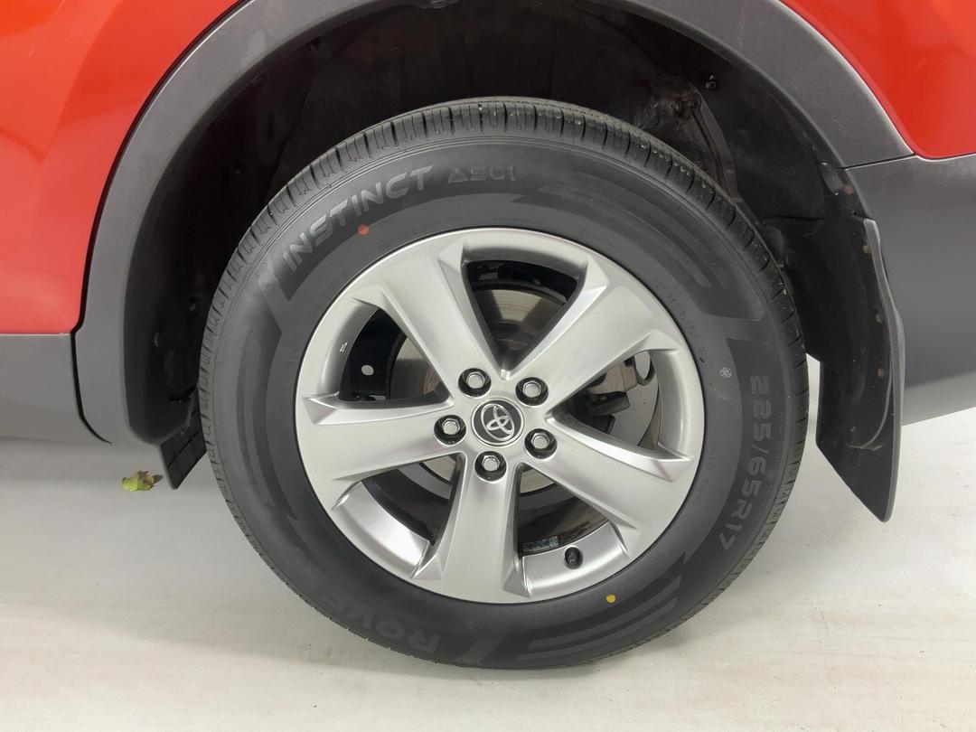 Photo '11' of Toyota Rav4