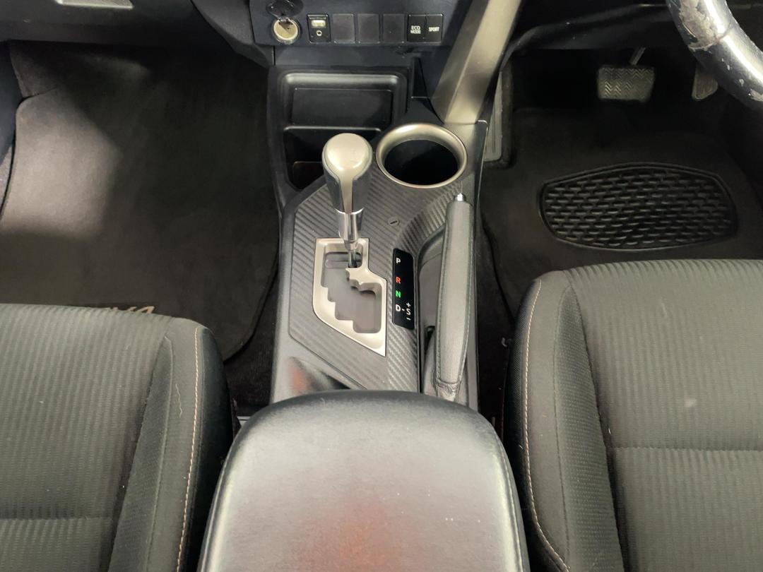 Photo '18' of Toyota Rav4