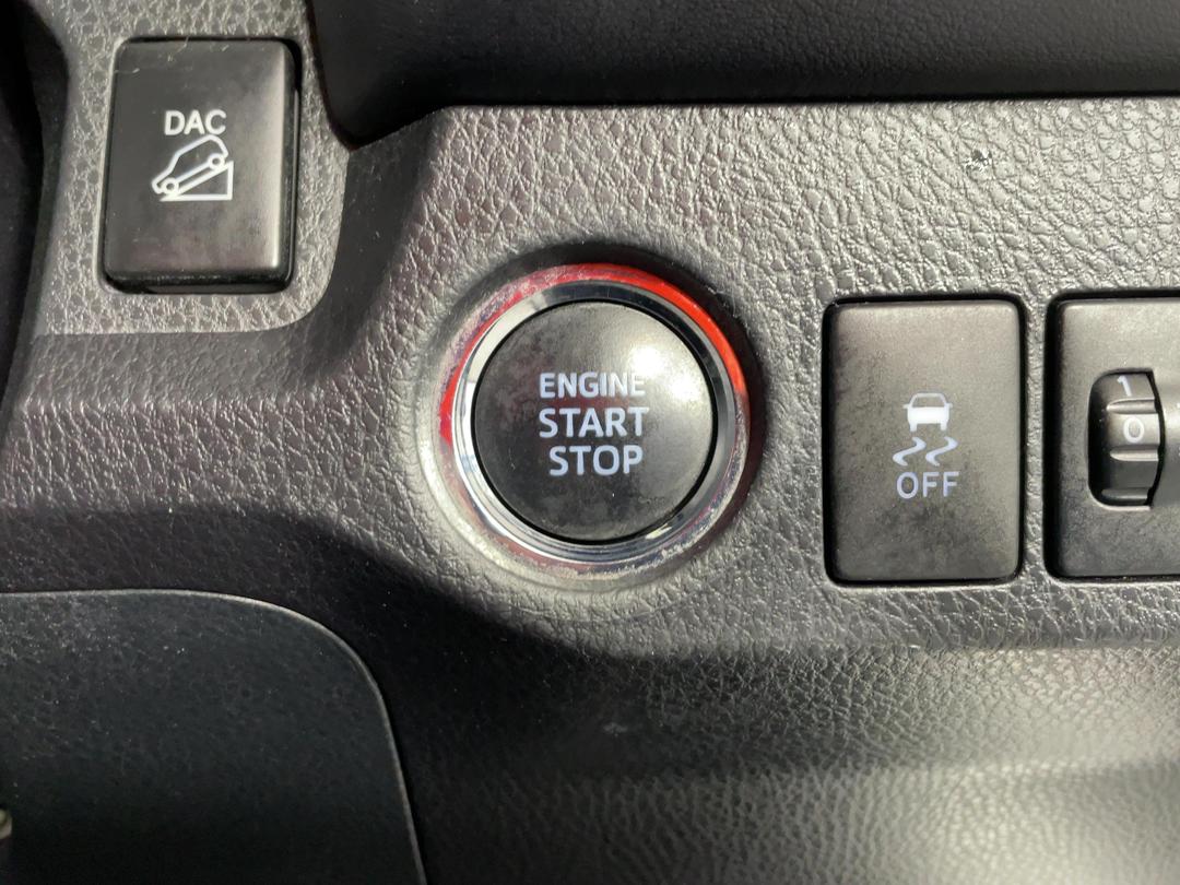 Photo '33' of Toyota Rav4