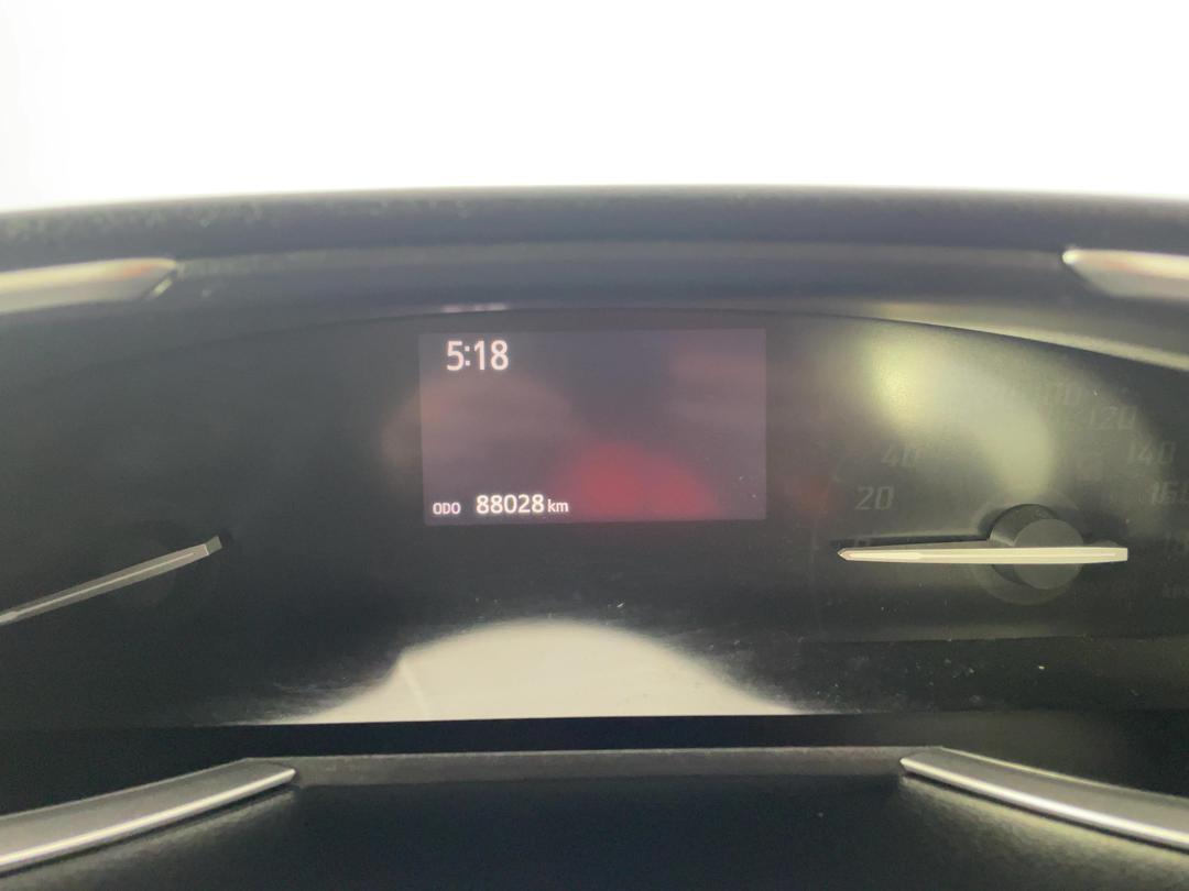 Photo '20' of Toyota Sienta