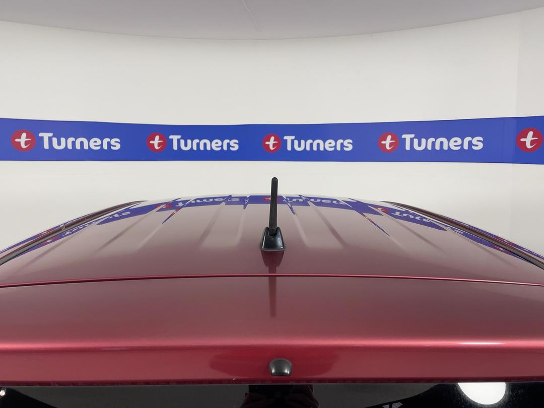 Photo '30' of Toyota Sienta