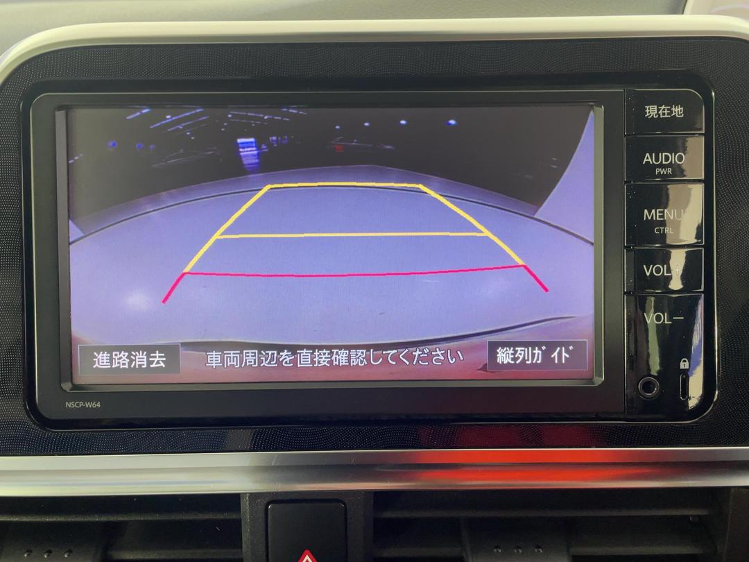 Photo '27' of Toyota Sienta