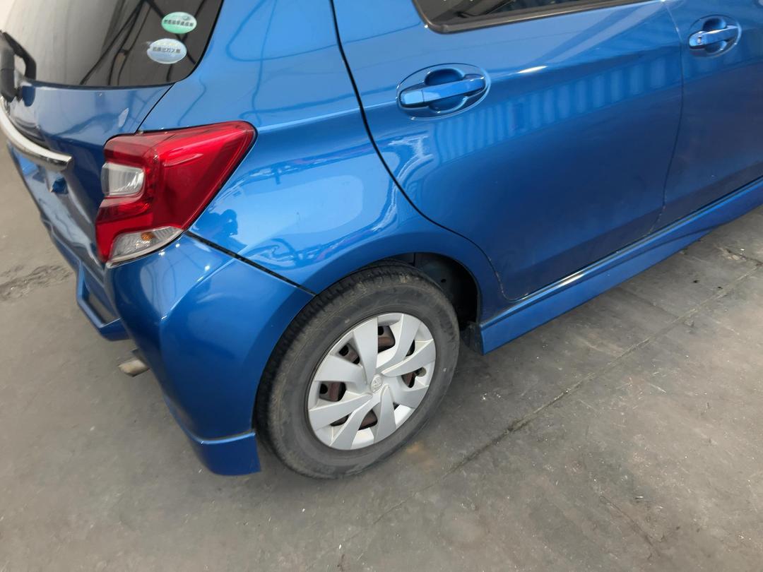 Photo '11' of Toyota Vitz Photo '11' of Toyota Vitz