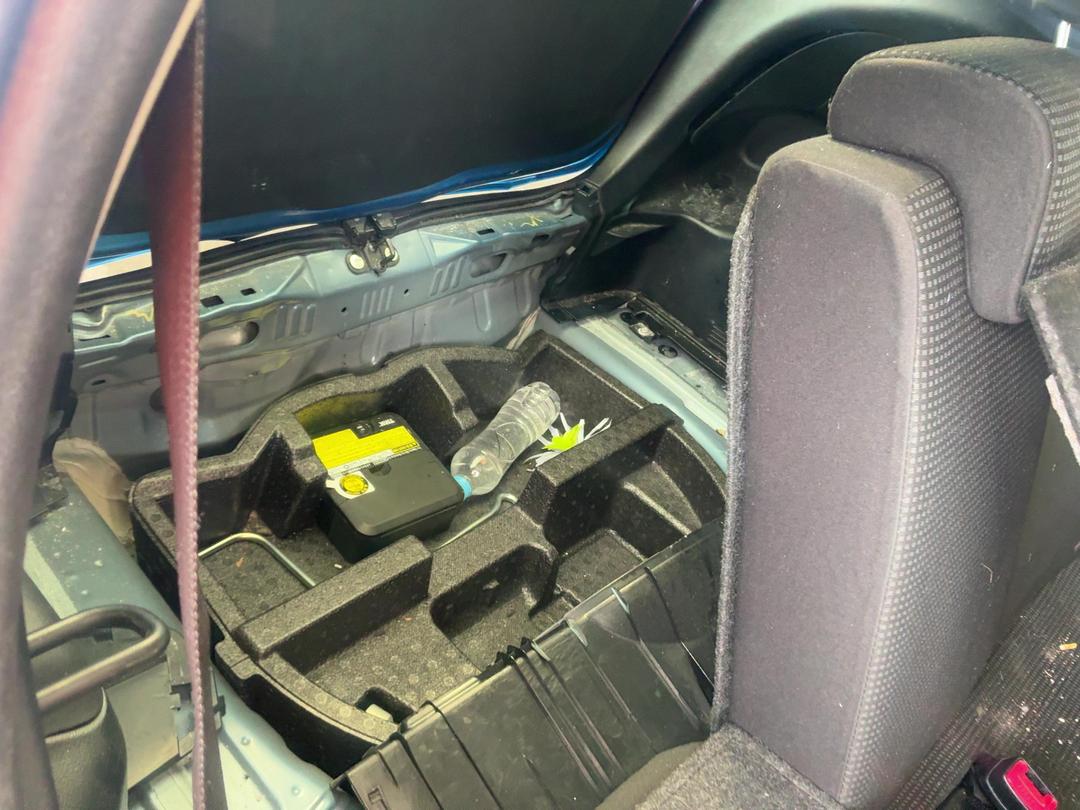 Photo '8' of Toyota Vitz