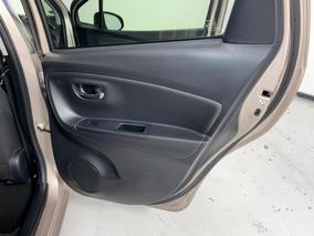 Photo '19' of Toyota Vitz