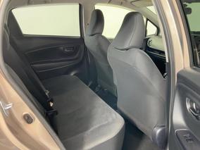 Photo '20' of Toyota Vitz