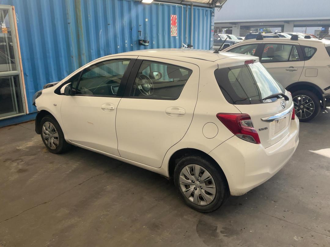 Photo '9' of Toyota Yaris GX Photo '9' of Toyota Yaris GX