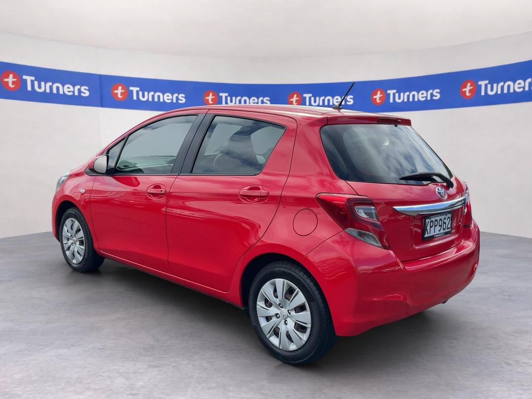 Photo '5' of Toyota Yaris