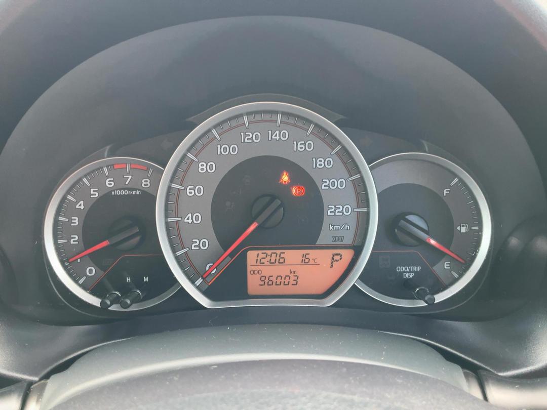 Photo '21' of Toyota Yaris