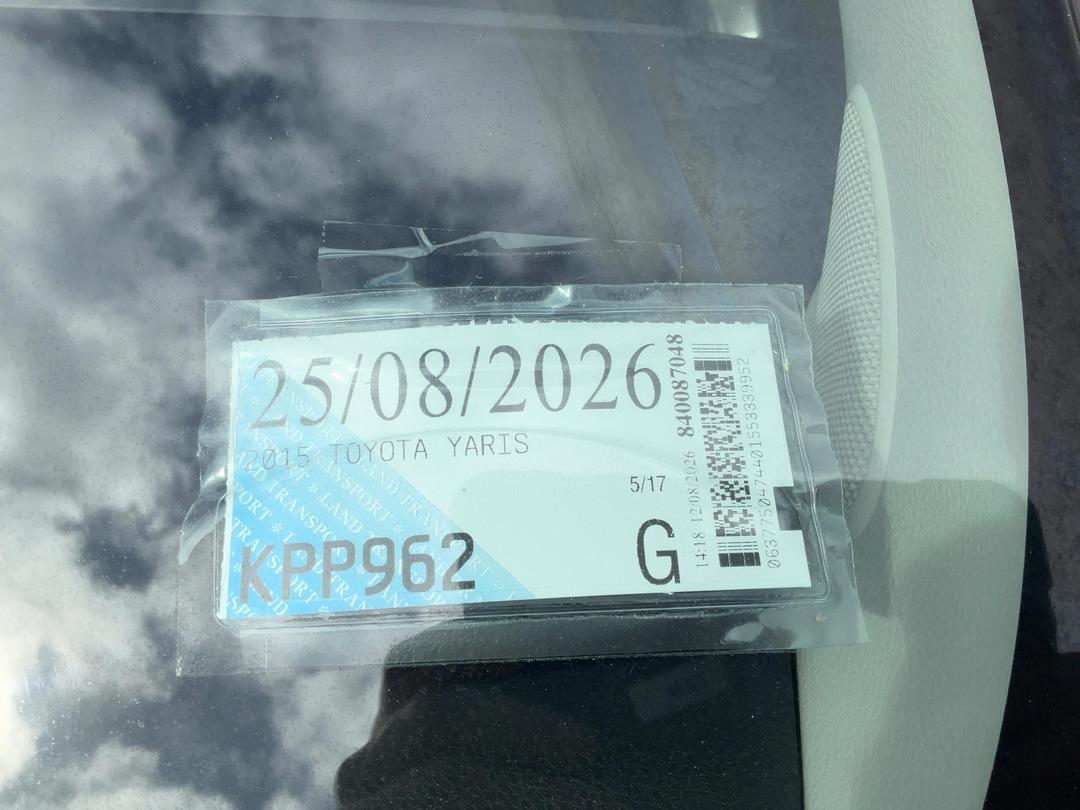 Photo '24' of Toyota Yaris