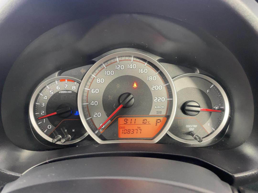 Photo '21' of Toyota Yaris