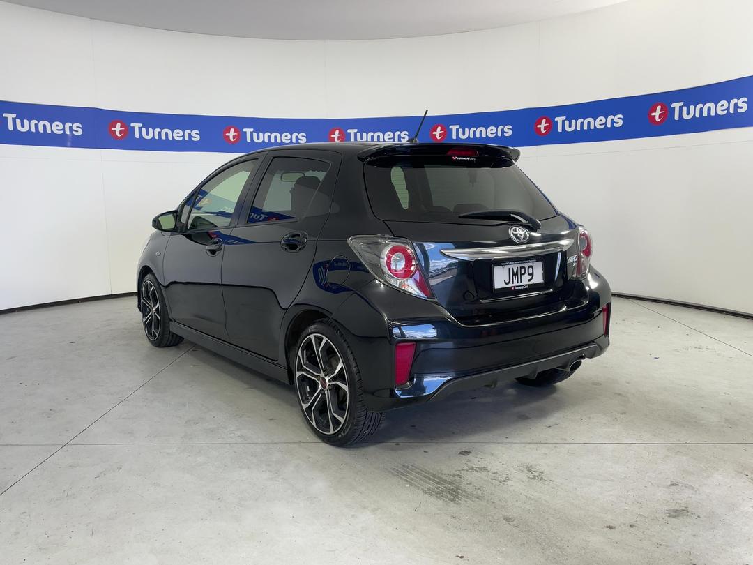 Photo '5' of Toyota Yaris