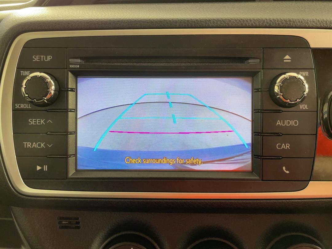 Photo '26' of Toyota Yaris