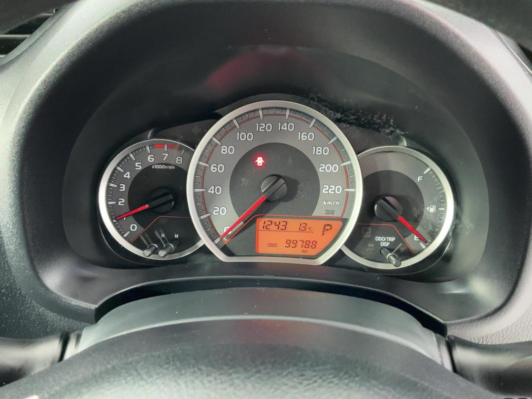 Photo '21' of Toyota Yaris