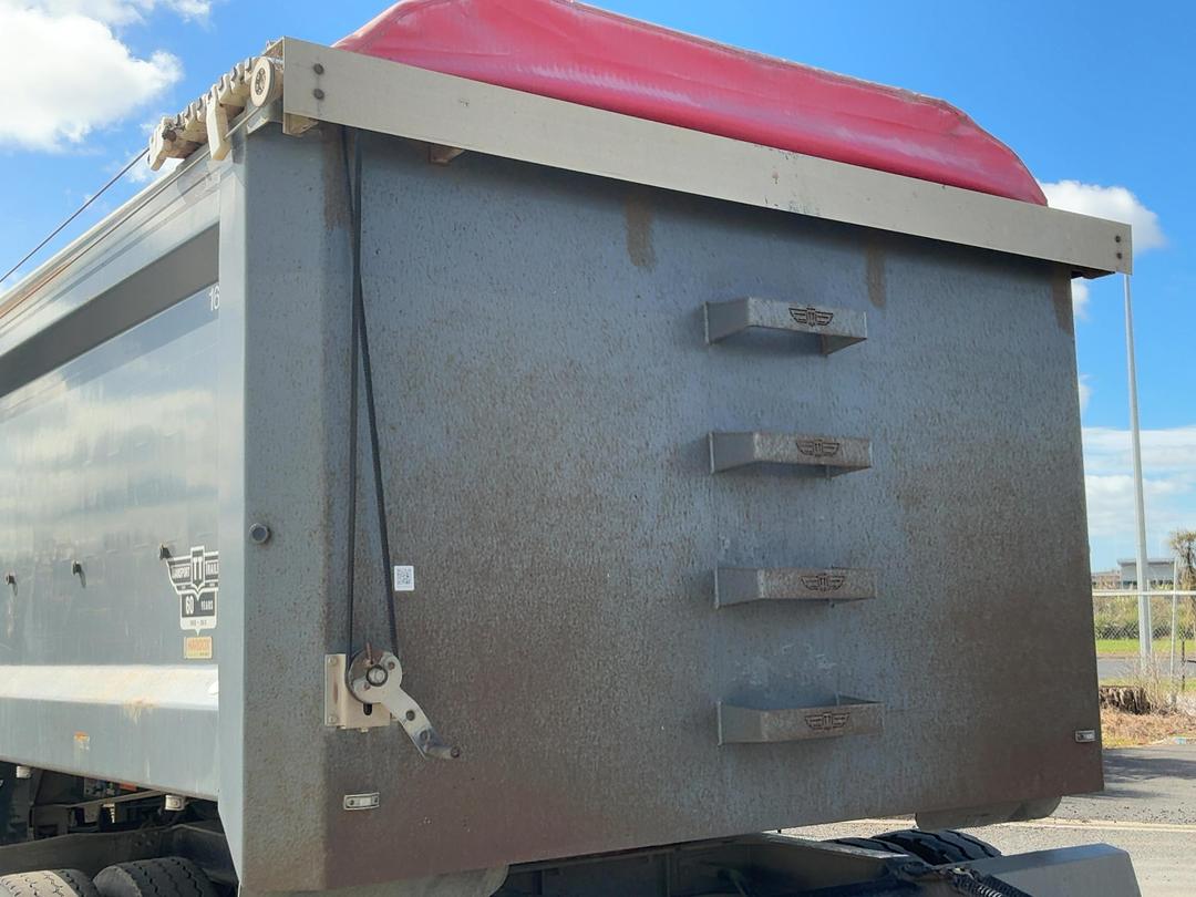 Photo '13' of TRANSPORT TRAILERS 4A TIPPING TUB TRAILER Tipper Trailer