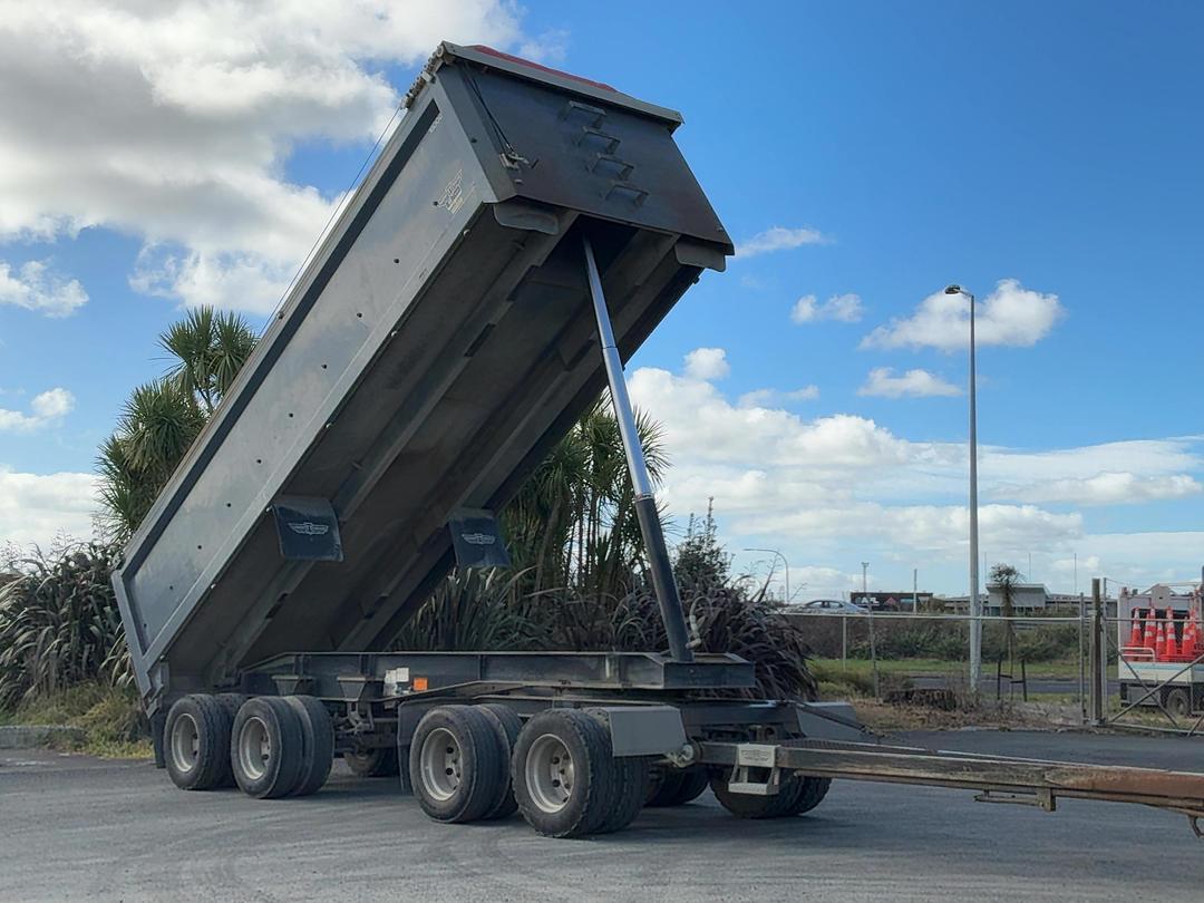 Photo '3' of TRANSPORT TRAILERS 4A TIPPING TUB TRAILER Tipper Trailer